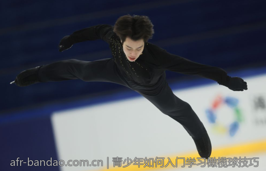 青少年如何入门学习橄榄球技巧